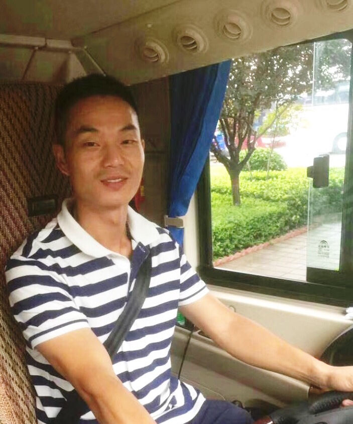 萍鄉(xiāng)長運(yùn)開展向“見義勇為、舍己救人”好司機(jī)寧敏同志學(xué)習(xí)活動