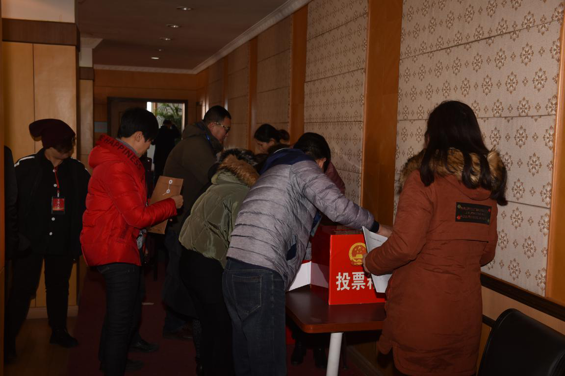 江西長運(yùn)股份有限公司黨委副書記、董事會秘書吳隼被補(bǔ)選為南昌市西湖區(qū)第十六屆人民代表大會代表