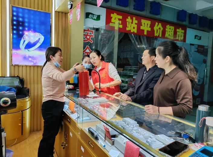 贛州方通：開展安全隱患排查 營(yíng)造良好乘車環(huán)境