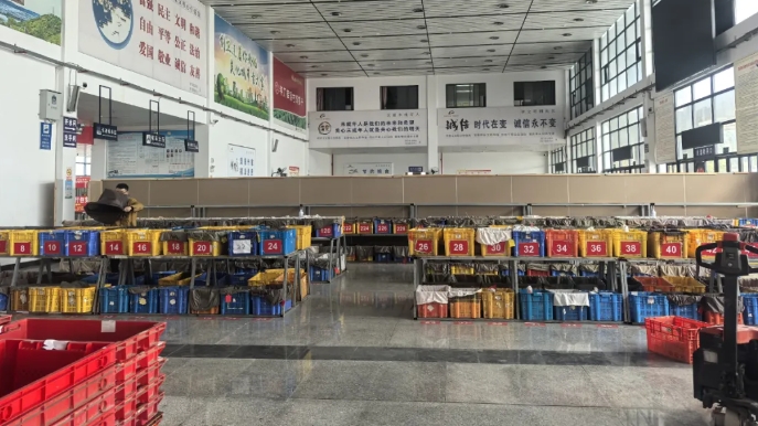 黃山長運(yùn)：祁門公交攜手美團(tuán)優(yōu)選，閑置場地?zé)òl(fā)新活力