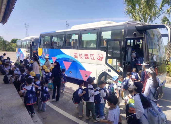 撫州長(zhǎng)運(yùn)：金溪分公司助力春游研學(xué)出行