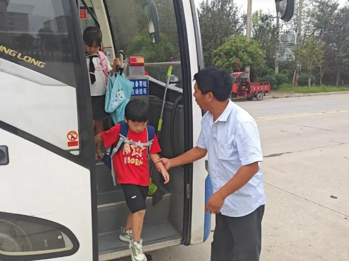 九江長運 德安公交護航鄉(xiāng)鎮(zhèn)學生求學路