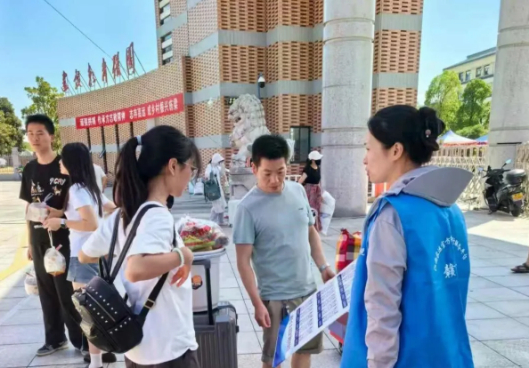 上饒汽運(yùn)：“駛”出加速度  打通學(xué)子出行“最后一公里”