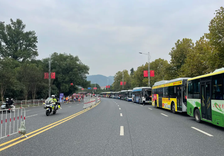 吉安公司：完成2025青原山半程馬拉松賽、2025年“贛鄱杯”中國(guó)江西龍舟大賽運(yùn)輸任務(wù)