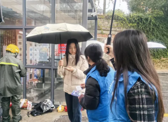 撫州長(zhǎng)運(yùn)：撫州客運(yùn)總站開(kāi)展推廣“校園直通車(chē)”活動(dòng)