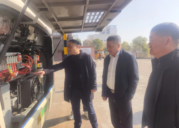 鷹潭長運：開展節(jié)前安全生產(chǎn)檢查