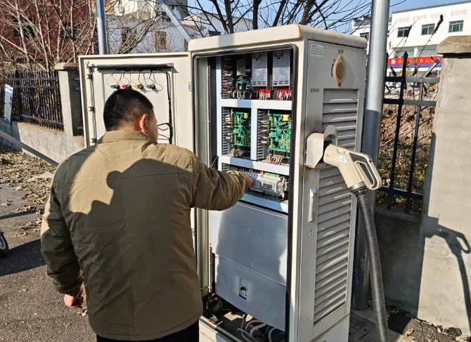 景德鎮(zhèn)長運(yùn)：開展充電樁設(shè)備和消防器材安全隱患排查整治工作