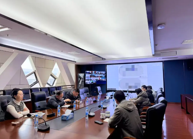 江西長(zhǎng)運(yùn)全面部署公交企業(yè)工資專用賬戶開設(shè)工作 傅琳雁 占梁出席會(huì)議